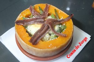 calabaza-con-revuelto-de-gambas-y-trigueros-con-anchoas