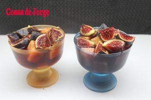 copa-de-higos-y-sandia-en-sangria