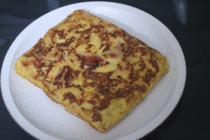 tortilla-cuadrada-de-pimientos-y-patatas