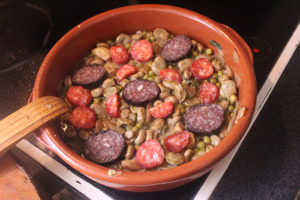 habas-con-chorizo-y-morcilla-de-burgos